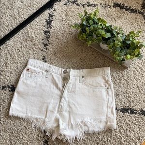 (Almost) new white Hudson short